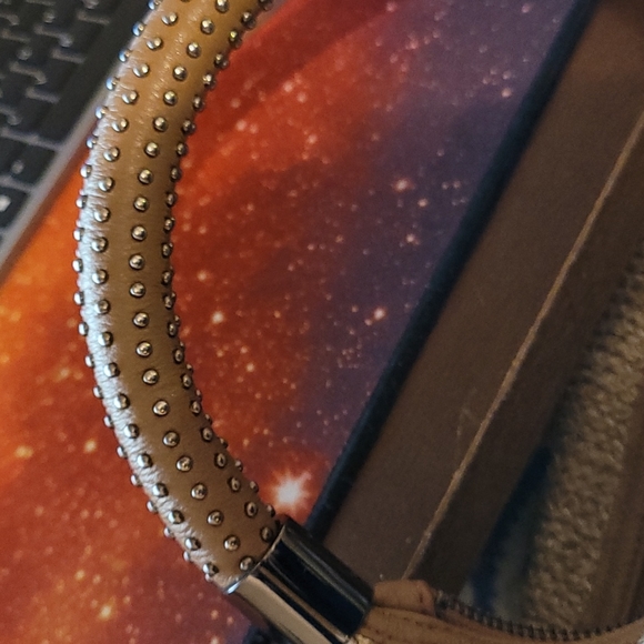 Kenneth Cole New York No Slouch Hobo NATURAL BLACK SANDSTONE - Picture 8 of 11